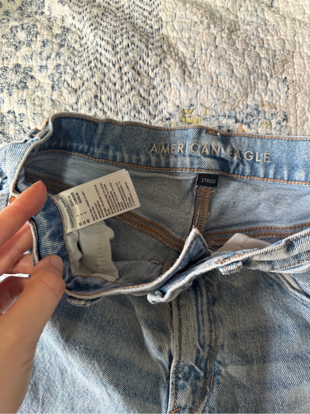 American Eagle Outfitters Light Blue High-Rise Jeans